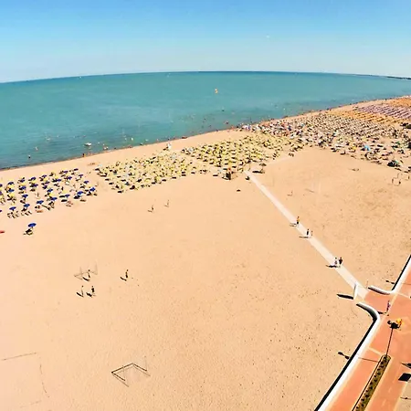 Comfy Flat In Rosolina With Shared Pool Rosolina Mare