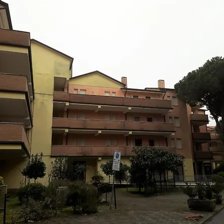 Comfy Flat In Rosolina With Shared Pool Апартаменты *