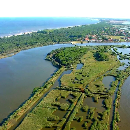 Comfy Flat In Rosolina With Shared Pool *