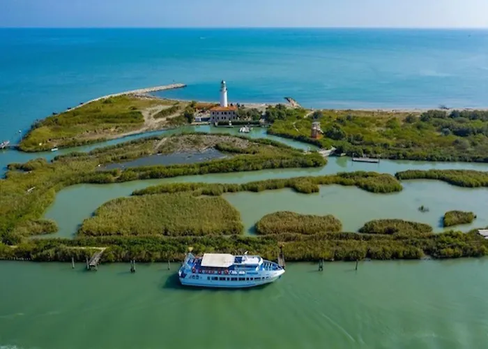 Comfy Flat In Rosolina With Shared Pool Apartment